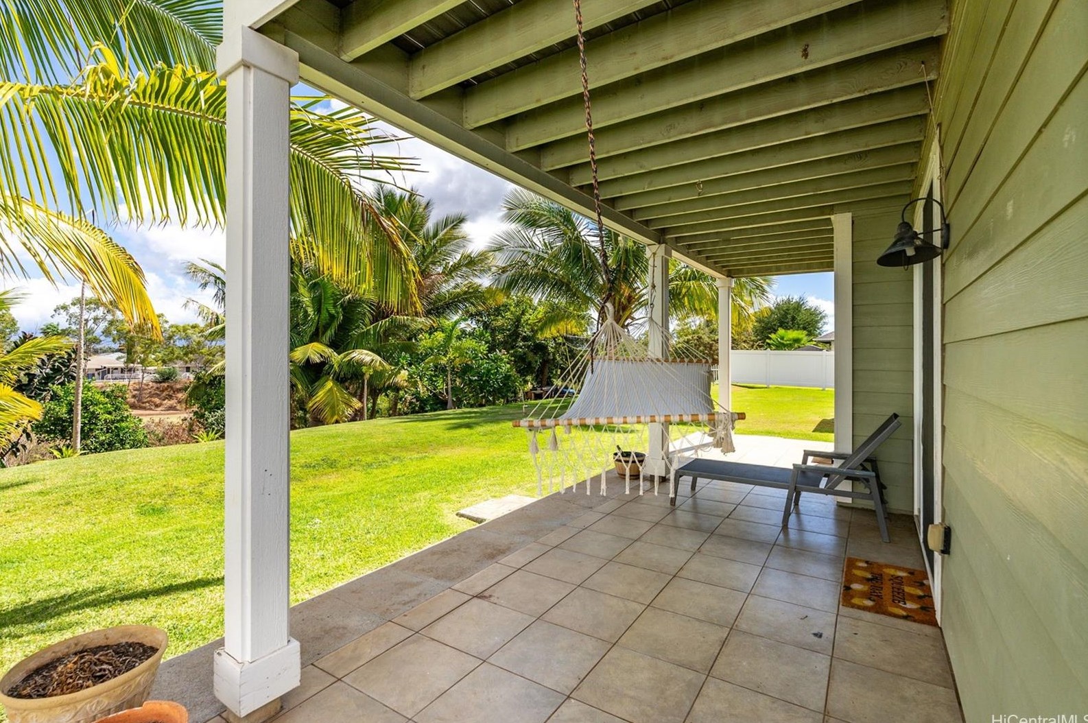 91-1755 Paeko St, Ewa Beach HI  96706 exterior