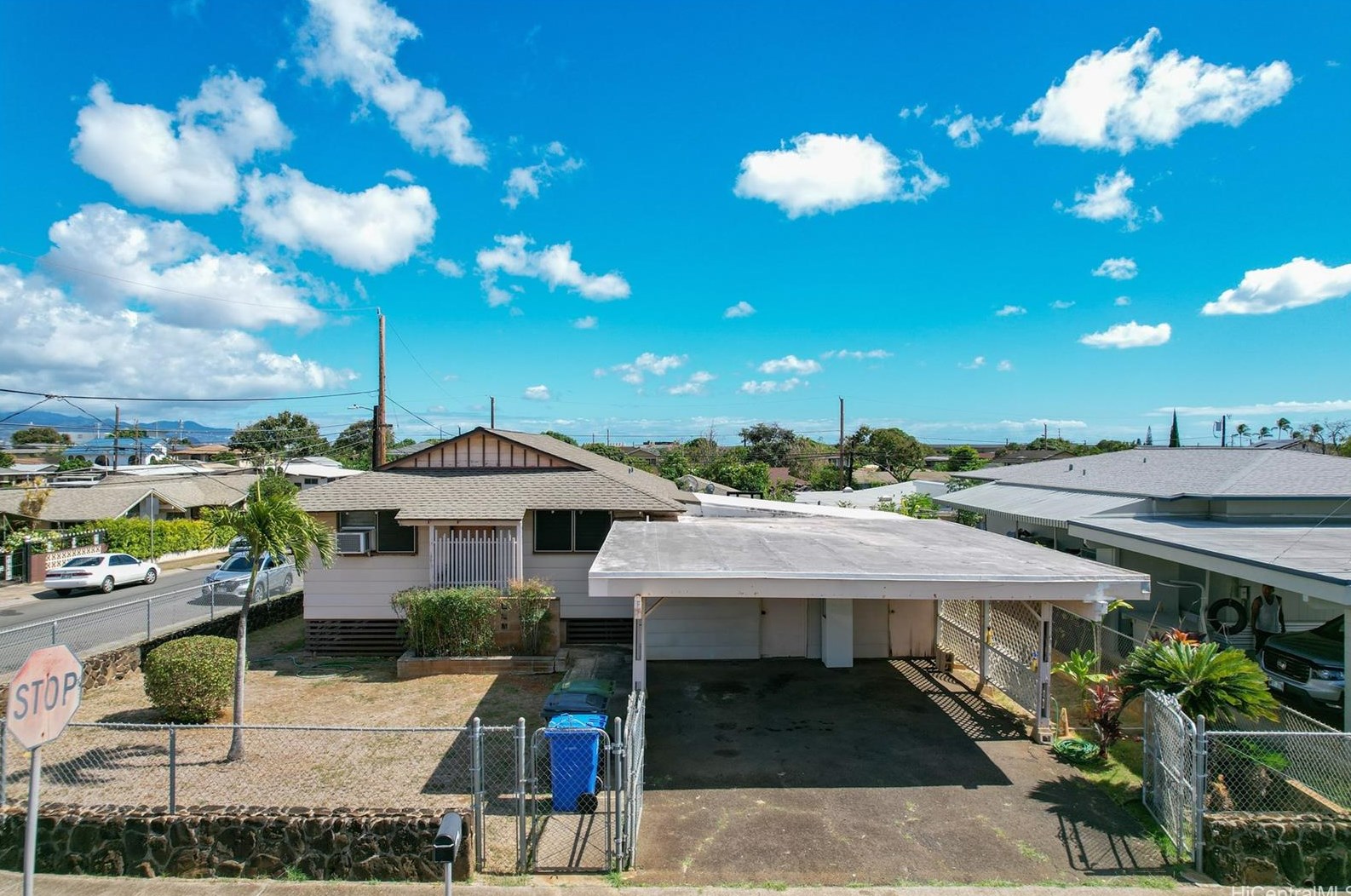 94-1197 Kahuahale St, Waipahu, HI 96797-3503