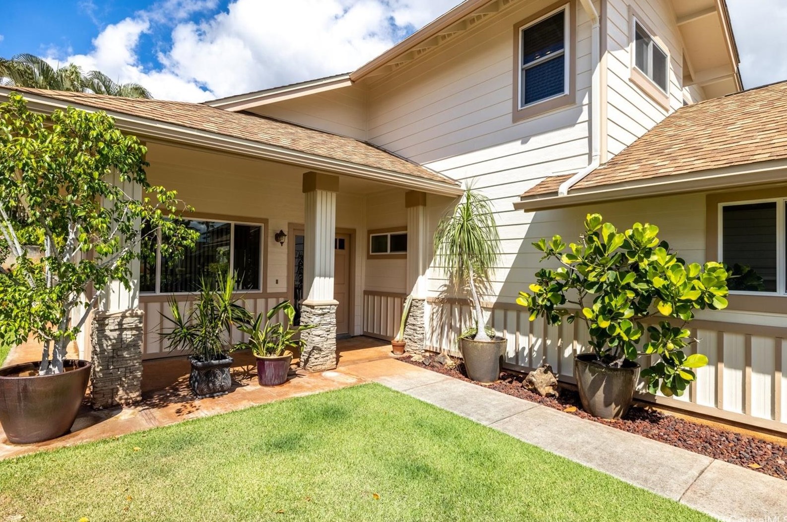 941061 Alelo St, Waipahu, HI 96797-5265