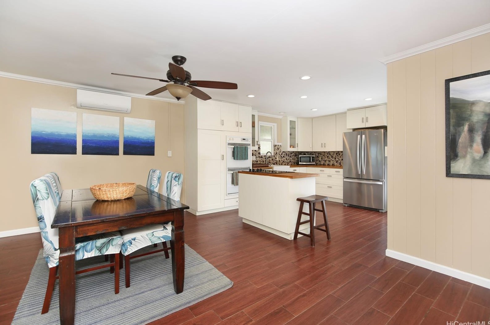47104 Hunaahi St, Kaneohe, HI 96744