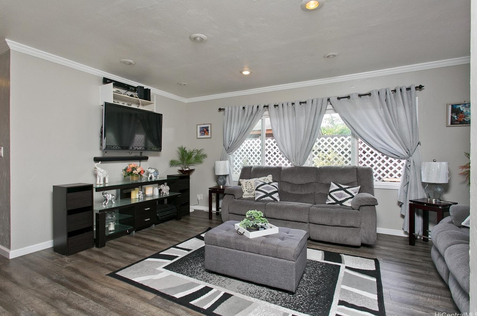 84-561 Manuku St, Nanakuli, HI 96792