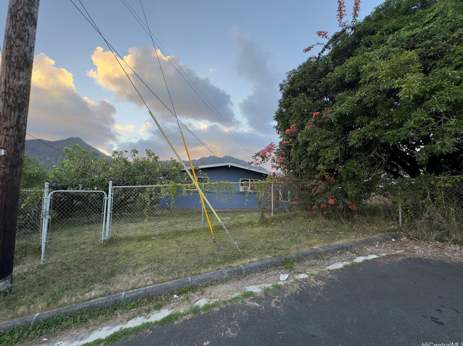 45-1126 Maka St, Kaneohe, HI 96744