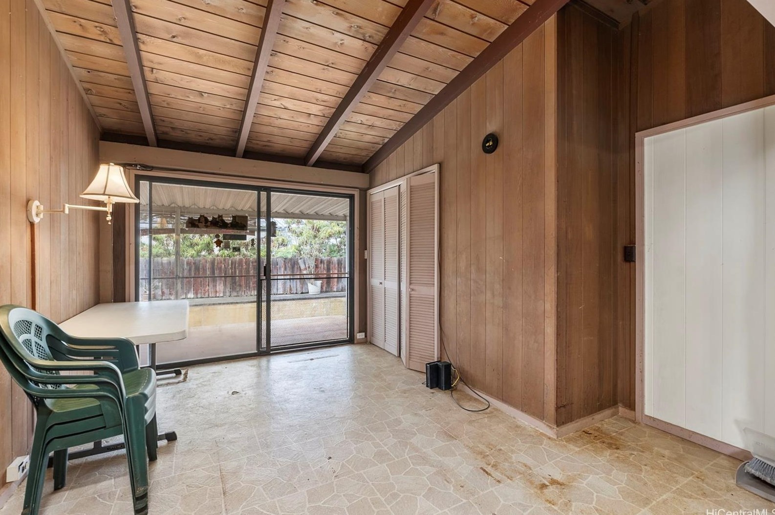 1730 Hoolehua St, Pearl City HI  96782-1732 exterior