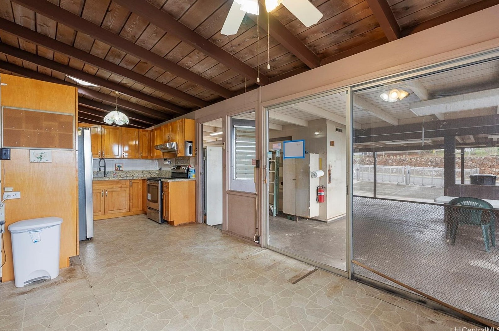 1730 Hoolehua St, Pearl City HI  96782-1732 exterior