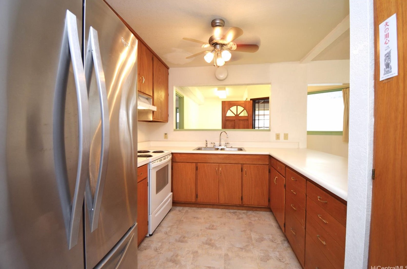 98504 Pono St, Aiea, HI 96701