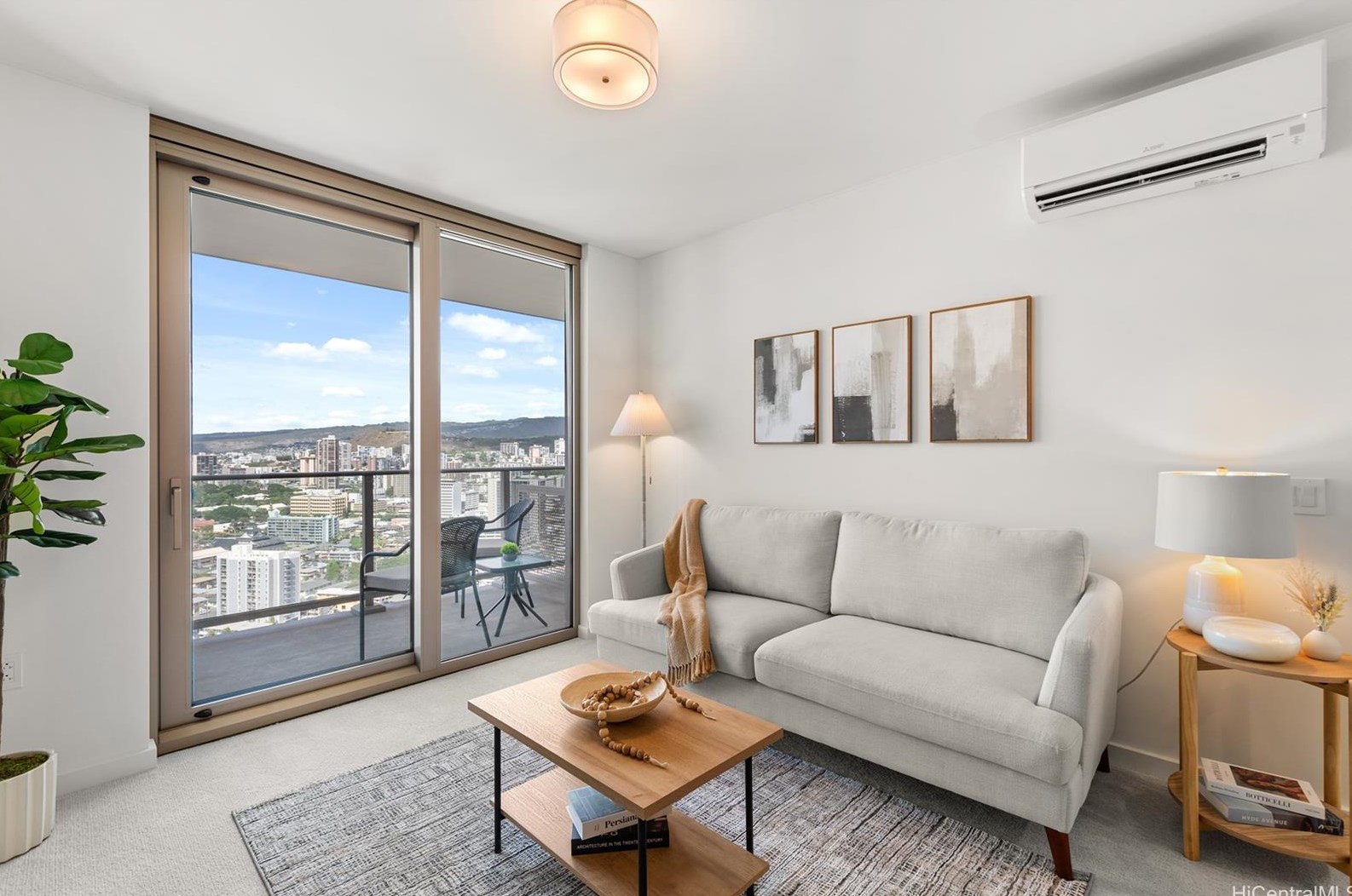 1388 Kapiolani Blvd #3004, Honolulu, HI 96814