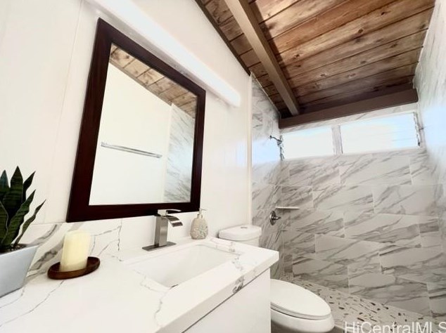 2314 Komo Mai Dr, Pearl City HI  96782-1052 exterior