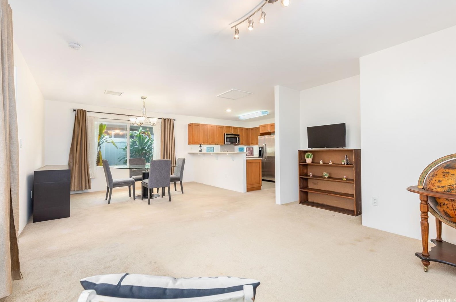 91-1206 Waiemi St, Ewa Beach HI  96706 exterior