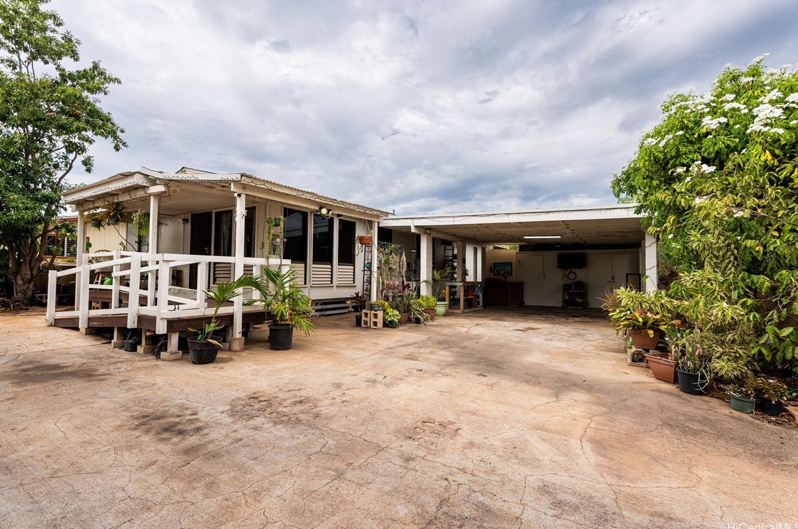 87-162 Manuoioi Pl, Nanakuli, HI 96792