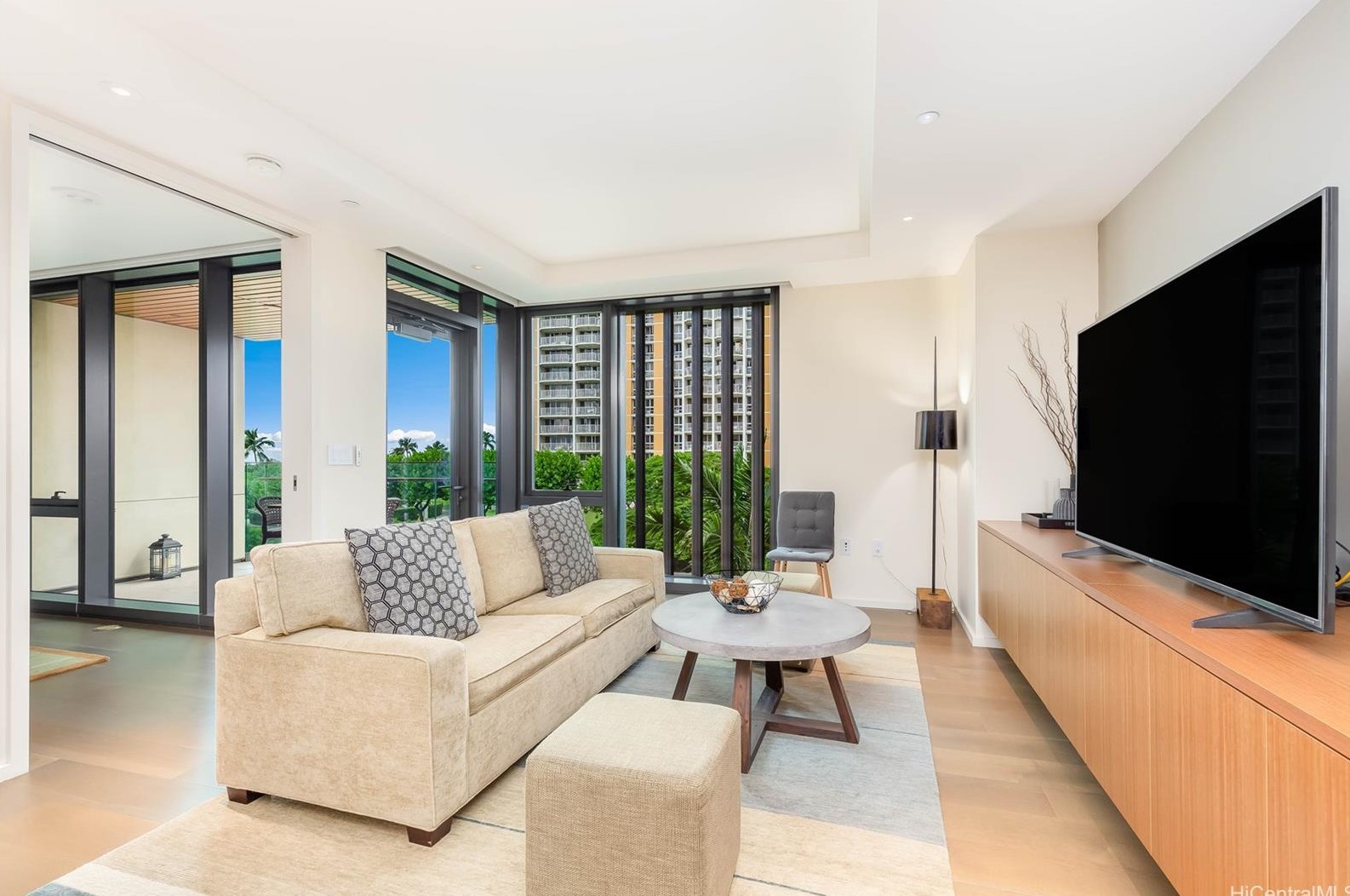 1388 Ala Moana Blvd #1403, Honolulu, HI 96814