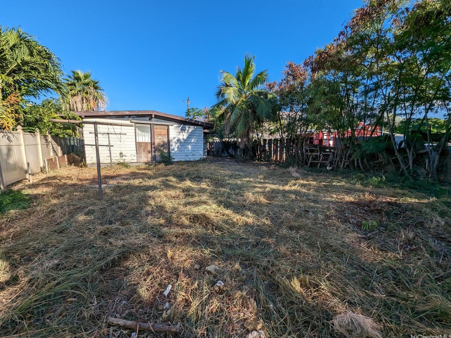 85-042 Kaupuni St, Nanakuli, HI 96792