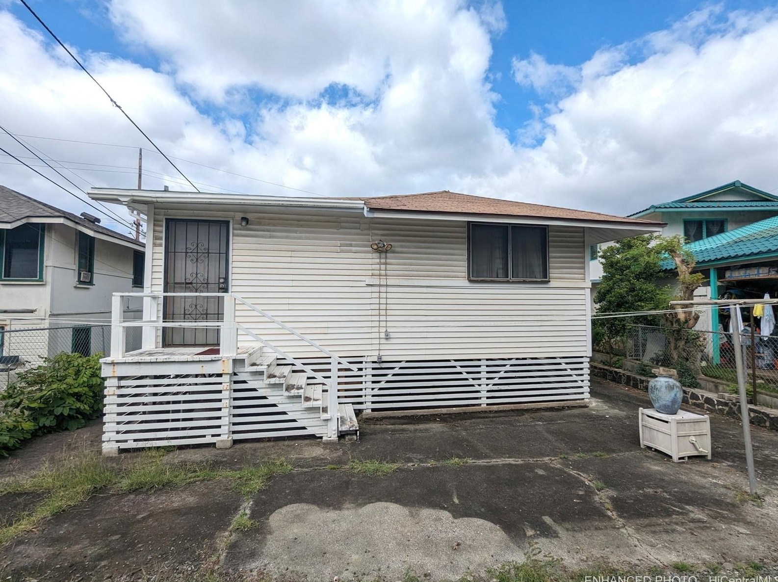 2011 Kalihi St, Honolulu, HI 96819