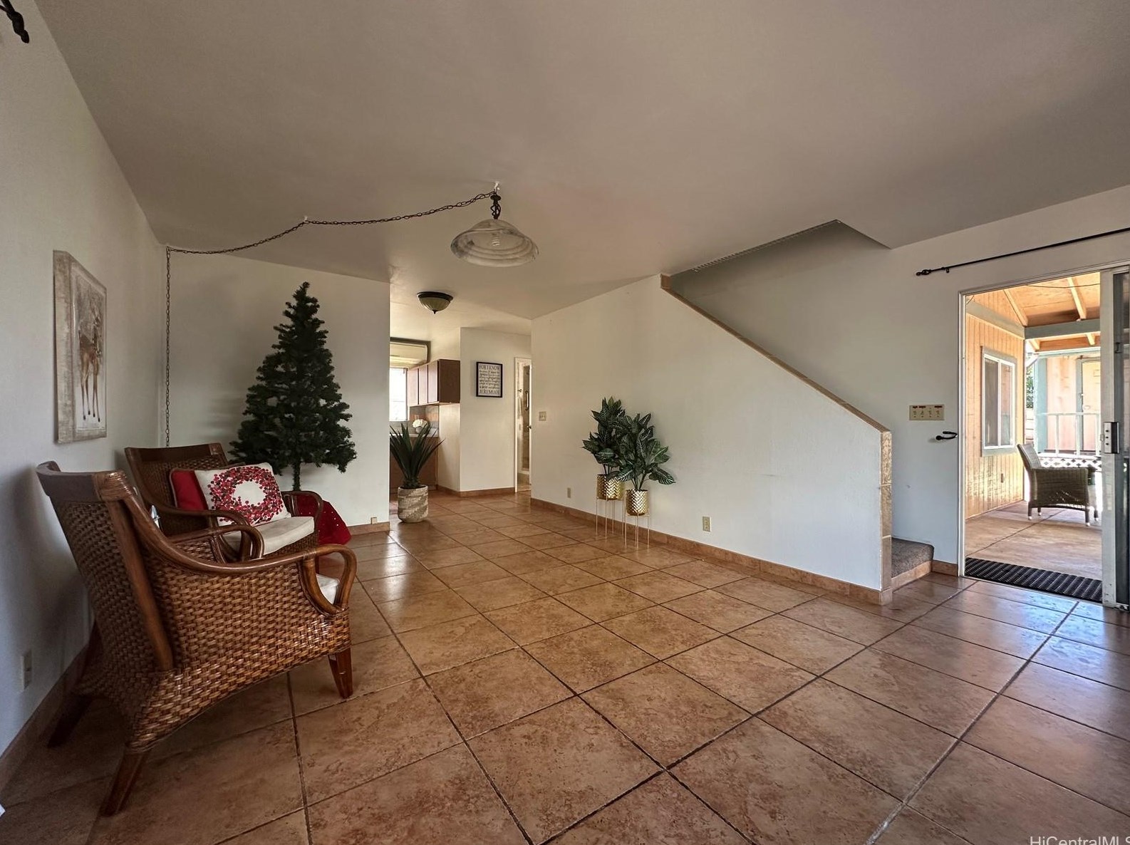 86925 Moelima St, Nanakuli, HI 96792-4404
