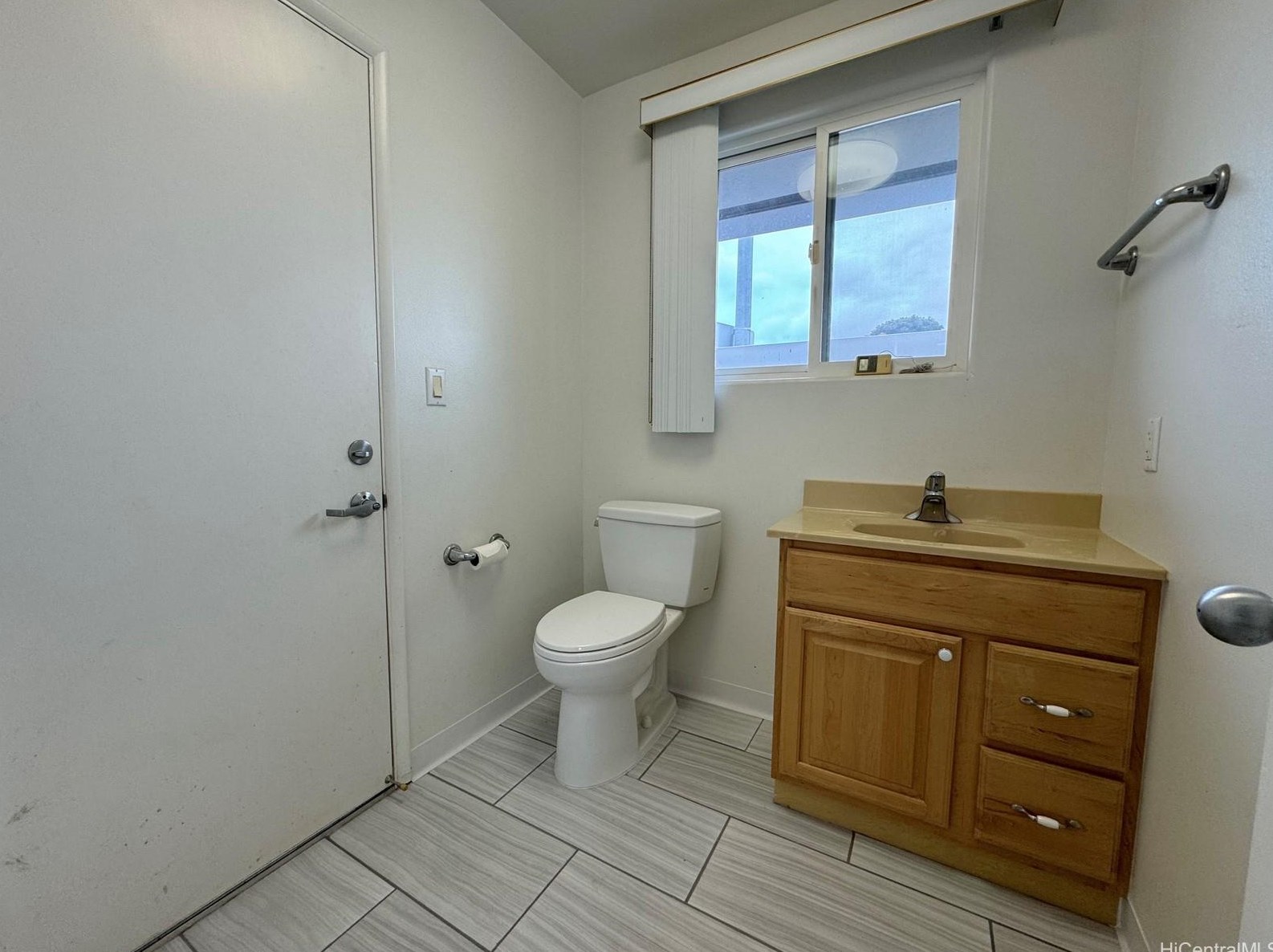 1119 Kaweloka St, Pearl City HI  96782-2082 exterior