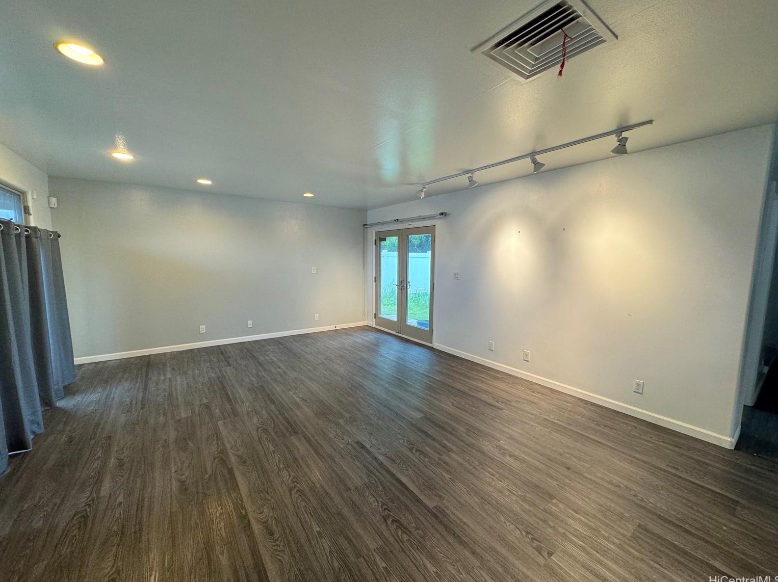 1119 Kaweloka St, Pearl City HI  96782-2082 exterior