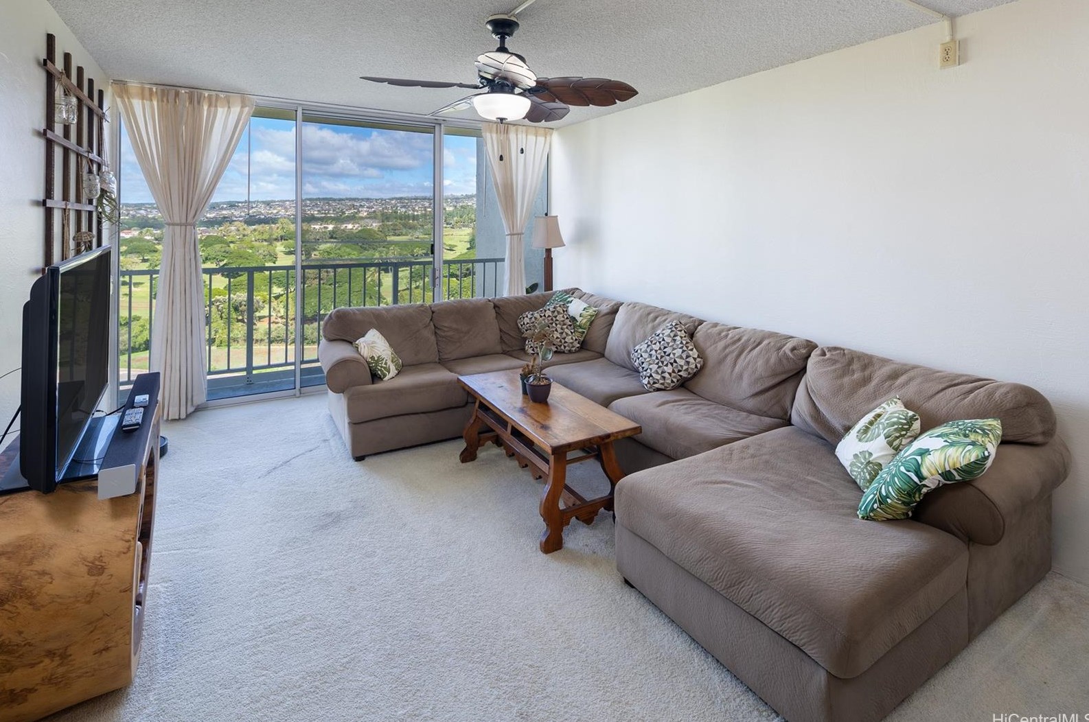 98-410 Koauka Loop #21d, Aiea, HI 96701