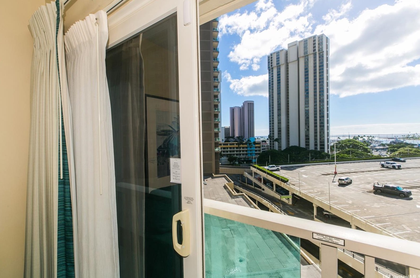 410 Atkinson Dr #751, Honolulu, HI 96814