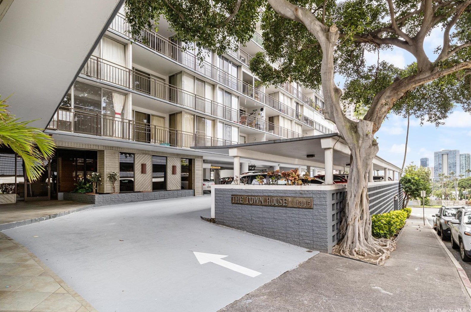 1415 Victoria St #501, Honolulu, HI 96822