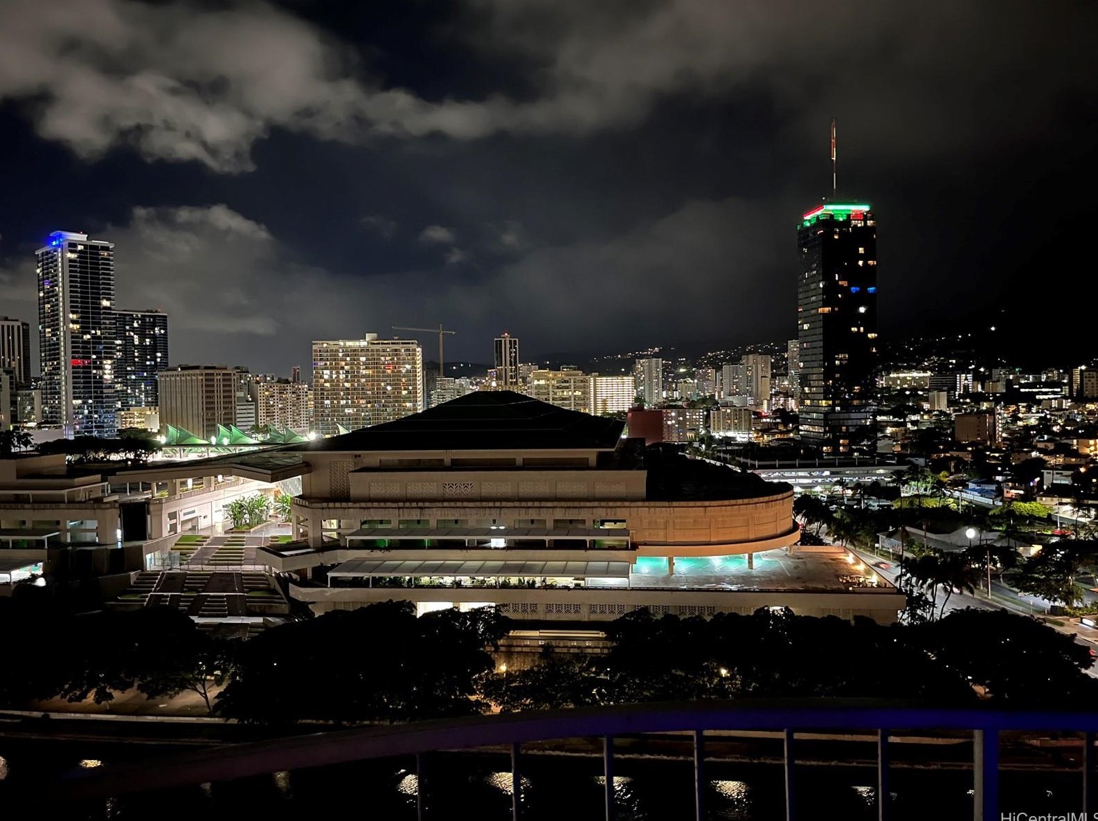 1717 Ala Wai Blvd #1603, Honolulu, HI 96815