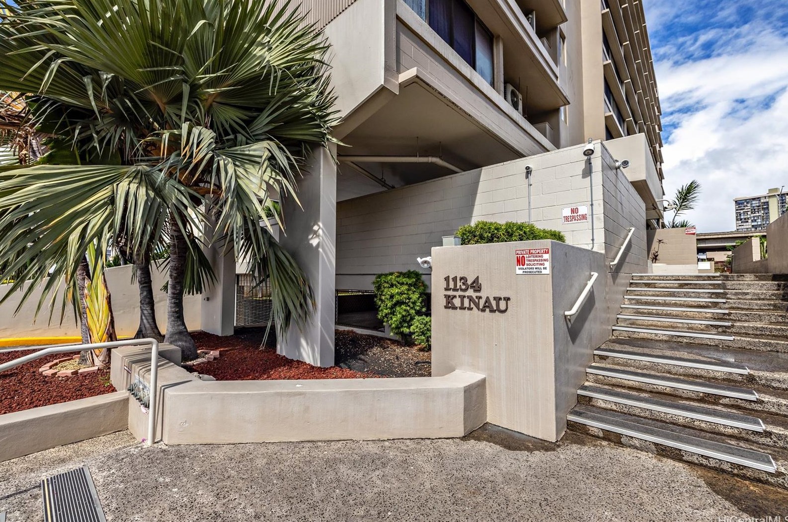 1134 Kinau St #304, Honolulu, HI 96813