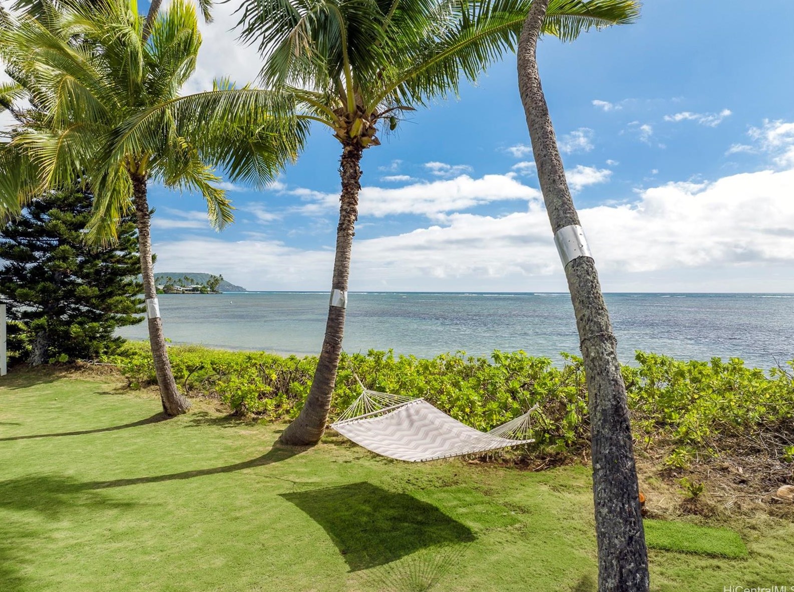 4921 Kalanianaole Hwy, Honolulu, HI 96821