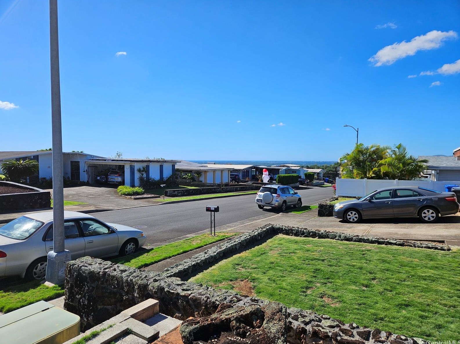 1958 Hoomalolo St, Pearl City, HI 96782