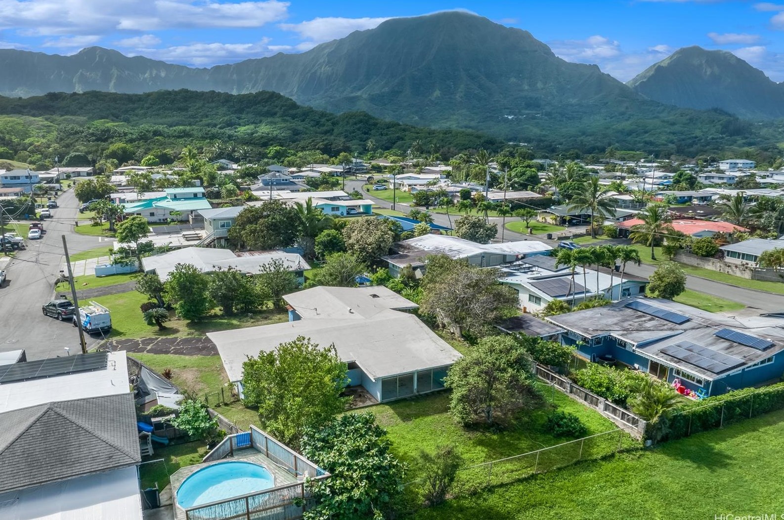 1502 Uluhaku Pl, Kailua, HI 96734