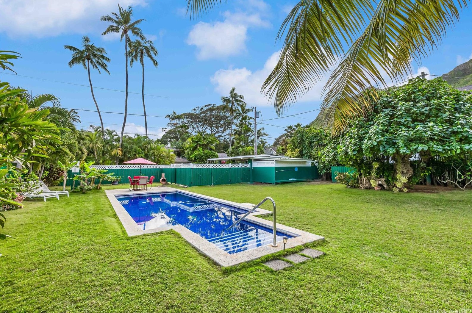 118 Onekea Dr, Kailua, HI 96734