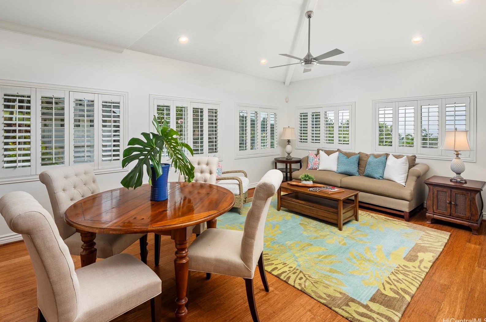 5576 Poola St, Honolulu, HI 96821