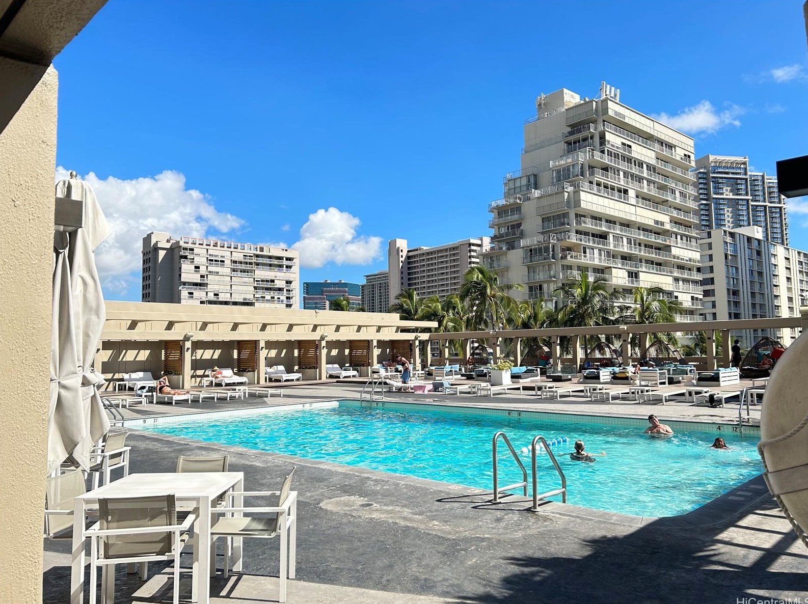410 Atkinson Dr #1345, Honolulu, HI 96814