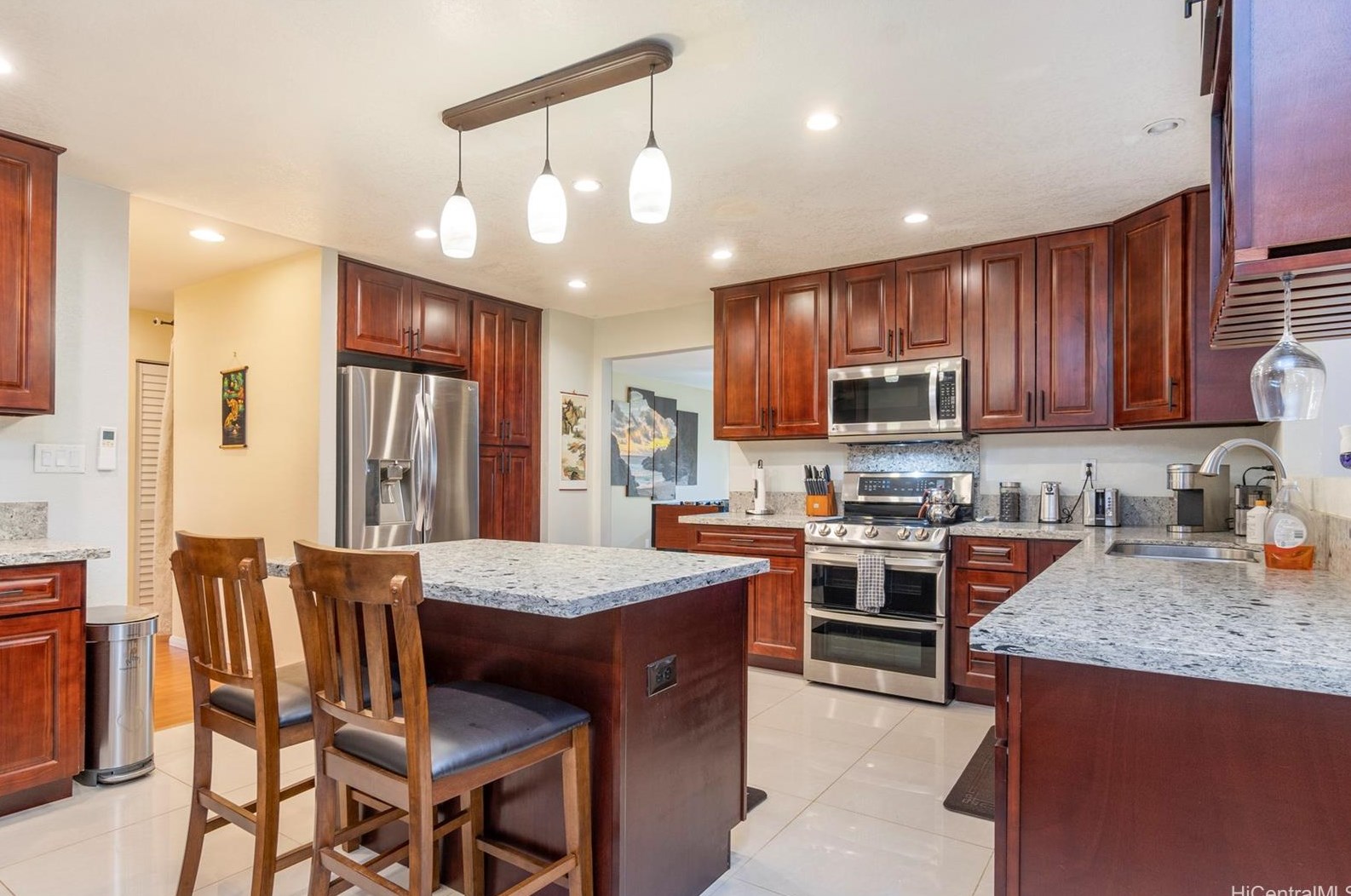 94-249 Kuanalio Loop, Mililani, HI 96789