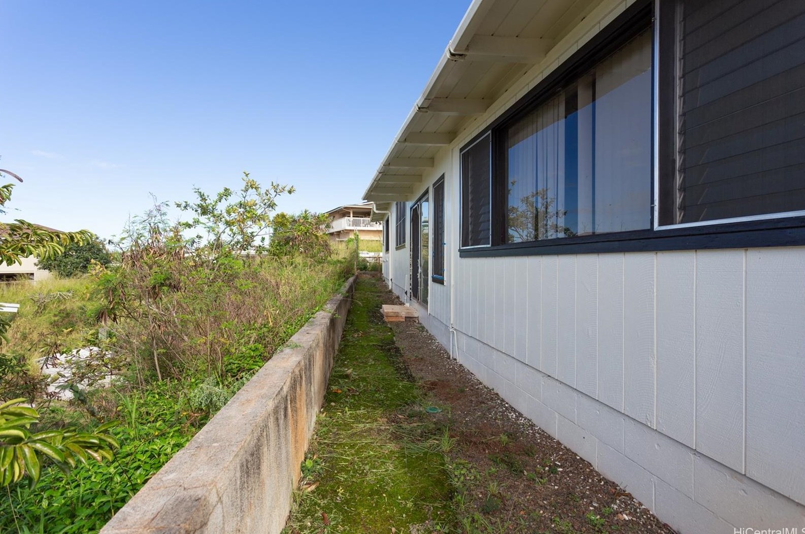 2230 Apoepoe St, Pearl City HI  96782-1239 exterior