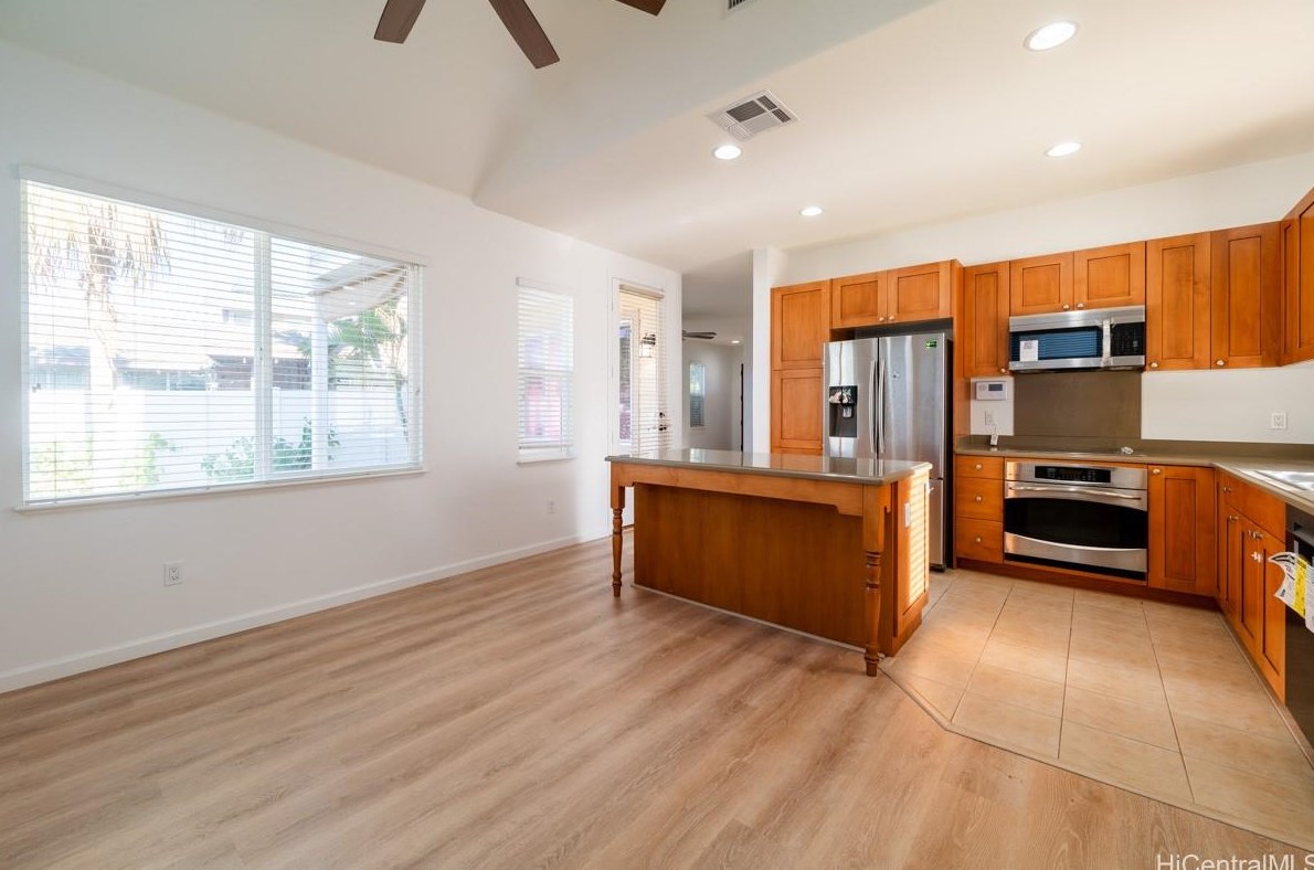 91-1830 Waiaama St, Ewa Beach HI  96706 exterior