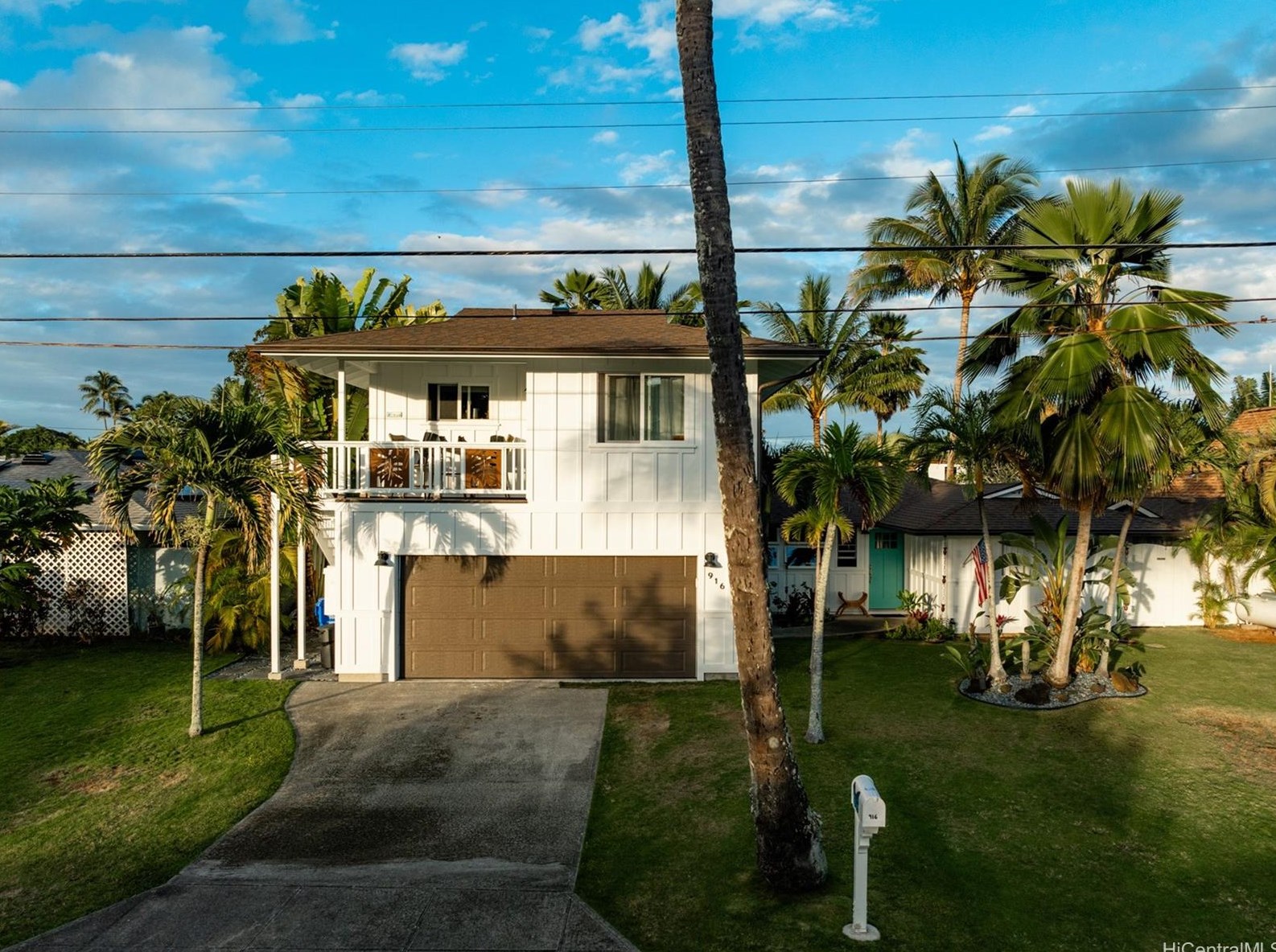 916 Maluniu Ave, Kailua, HI 96734-1946