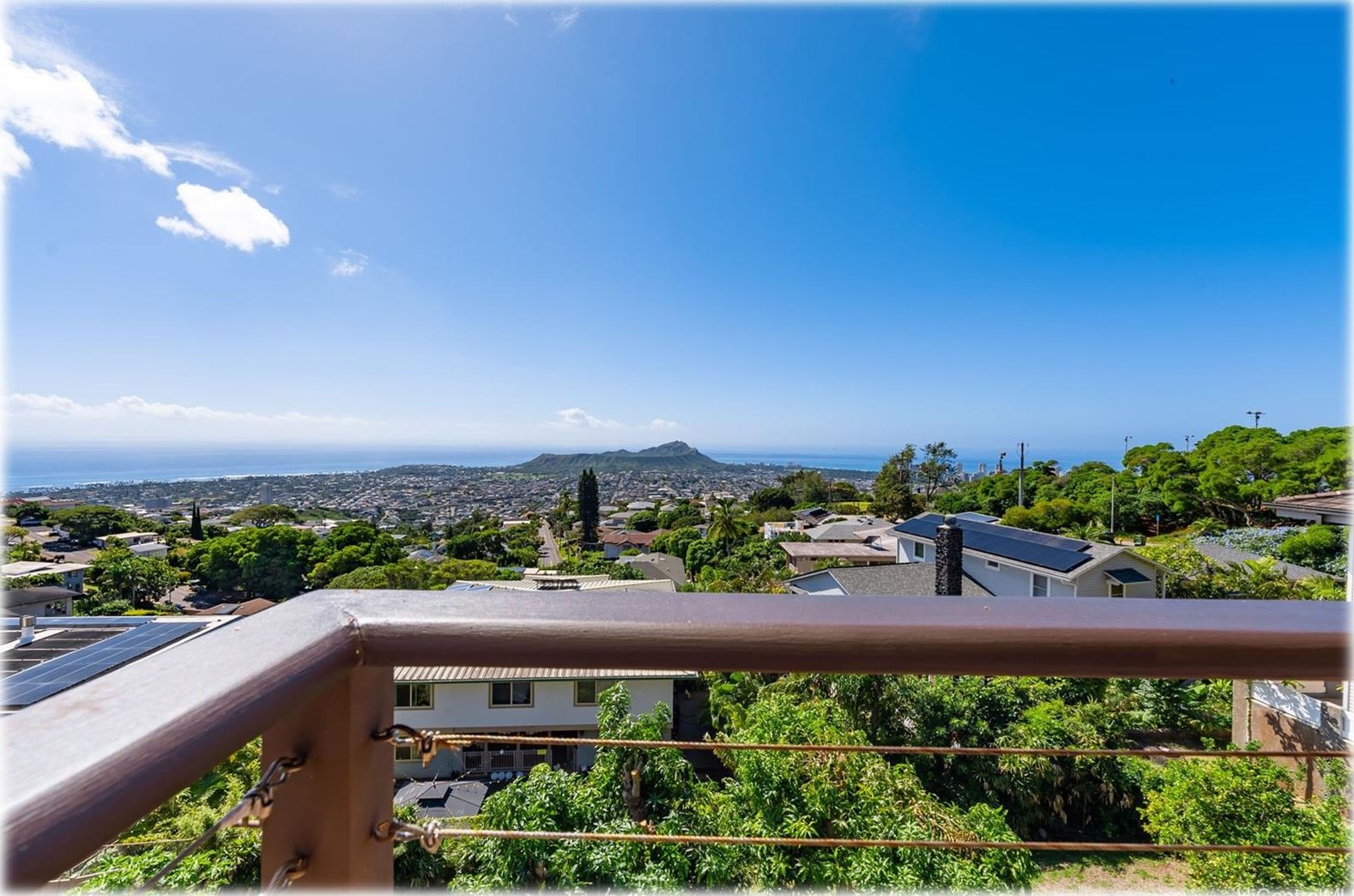 4707 Matsonia Dr, Honolulu, HI 96816