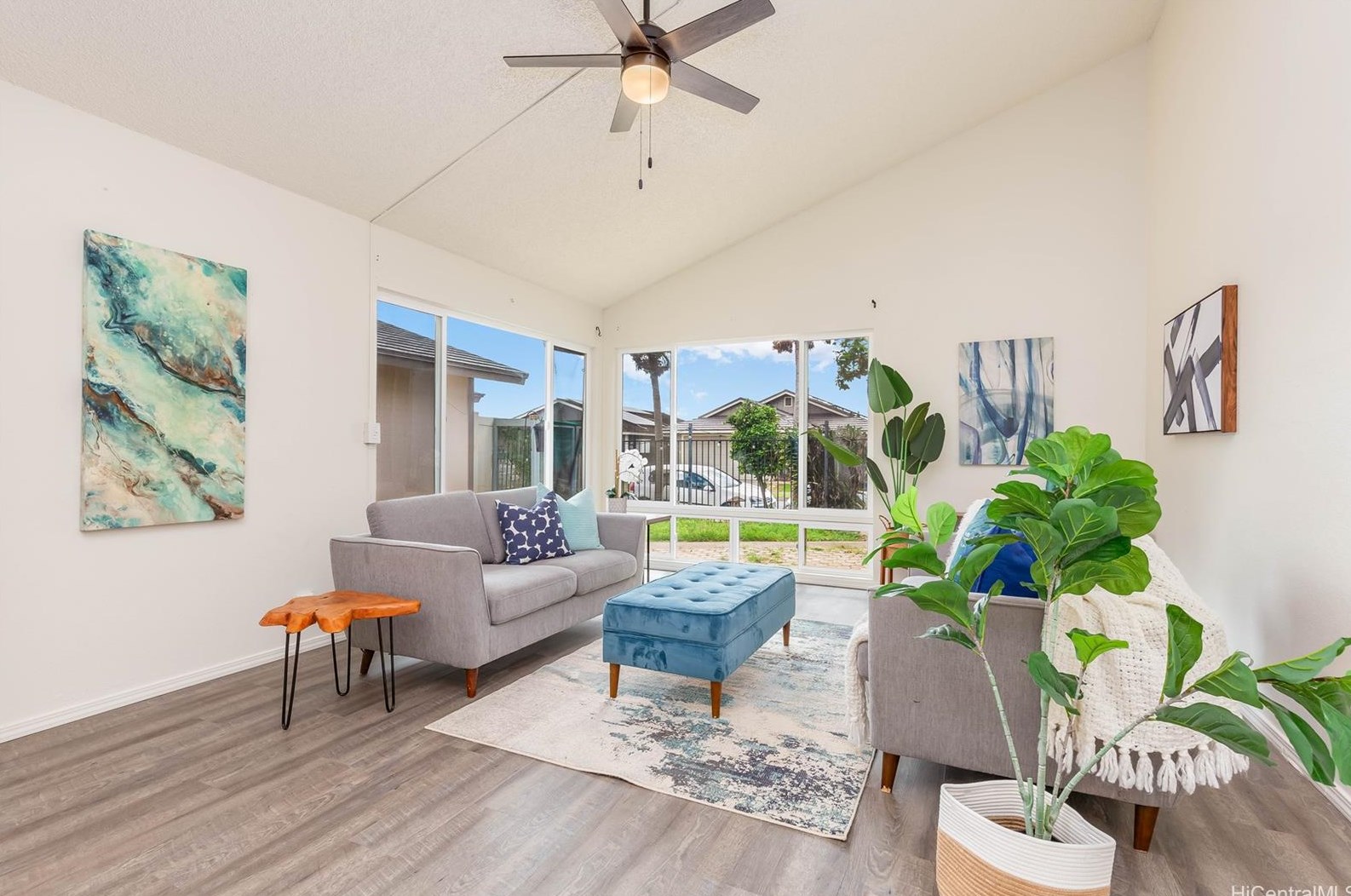 941459 Manao St, Waipahu, HI 96797