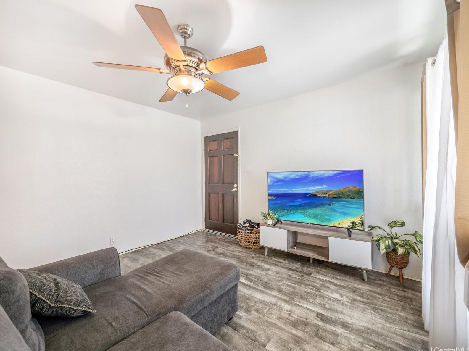 94-1054 Paha Pl, Waipahu, HI 96797-4222