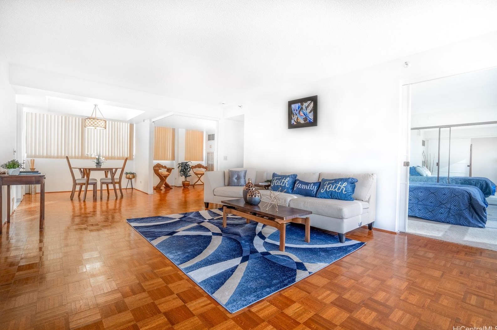 1114 Punahou St #9b, Honolulu, HI 96826