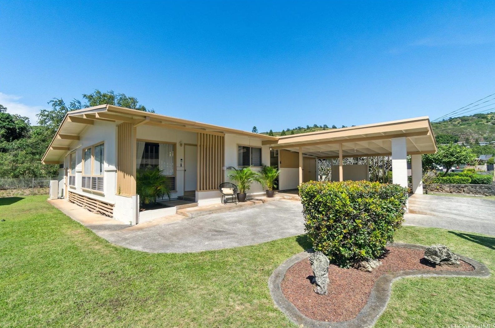 1400 Ala Aolani St, Honolulu, HI 96819