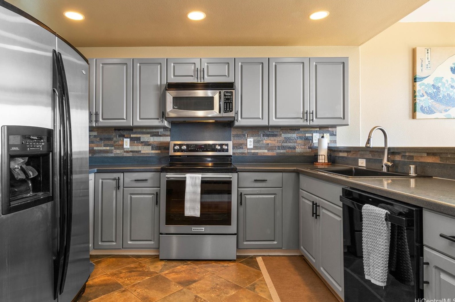 92-1145 Panana St #1605, Kapolei, HI 96707