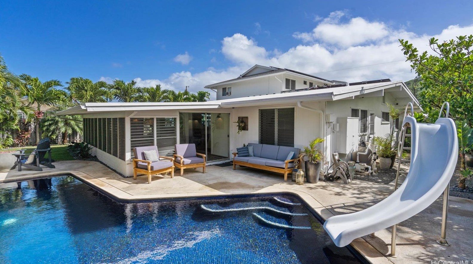 652 Pamaele St, Kailua, HI 96734-3530