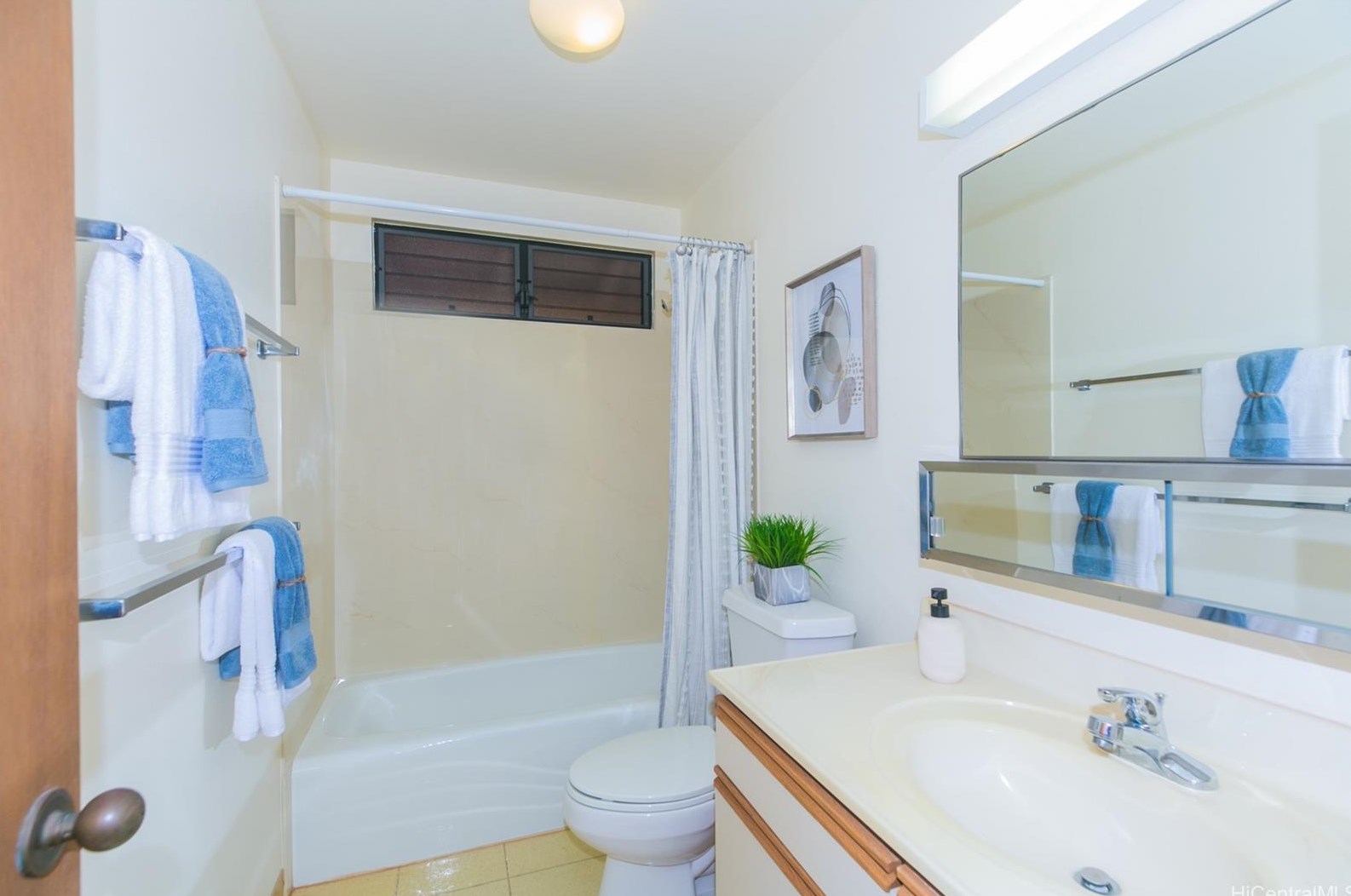 3944 Kaimuki Ave, Honolulu HI  96816-4138 exterior