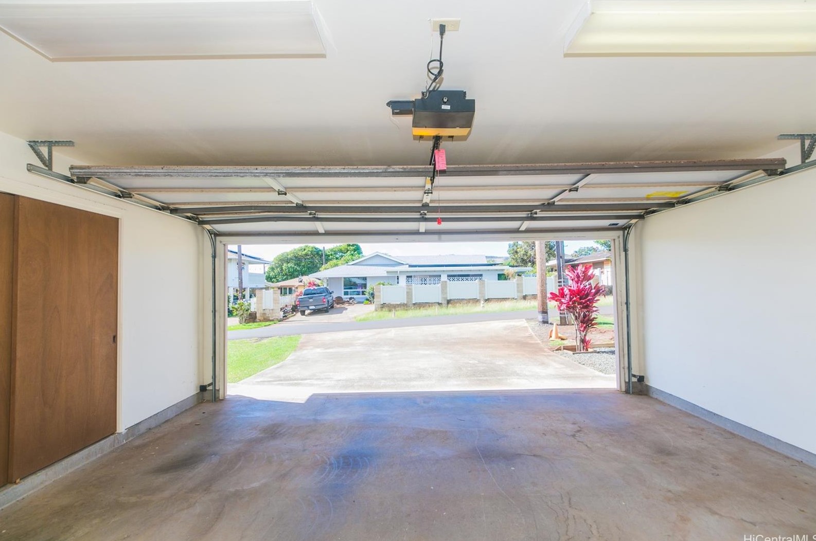 3944 Kaimuki Ave, Honolulu HI  96816-4138 exterior