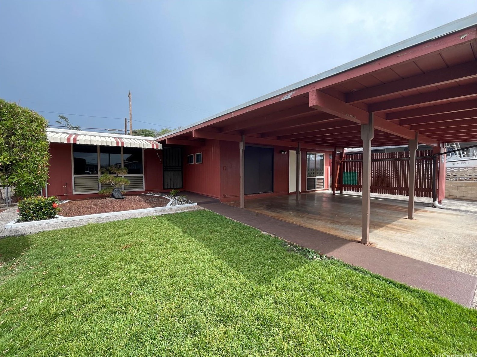 1988 Hoohai St, Pearl City, HI 96782