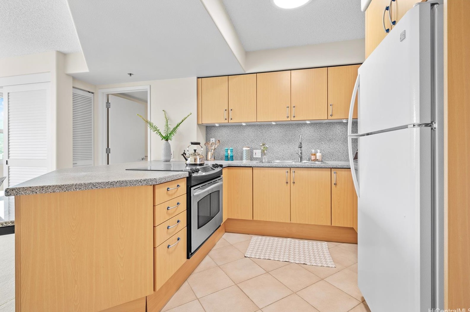 801 S King St #2508, Honolulu, HI 96813