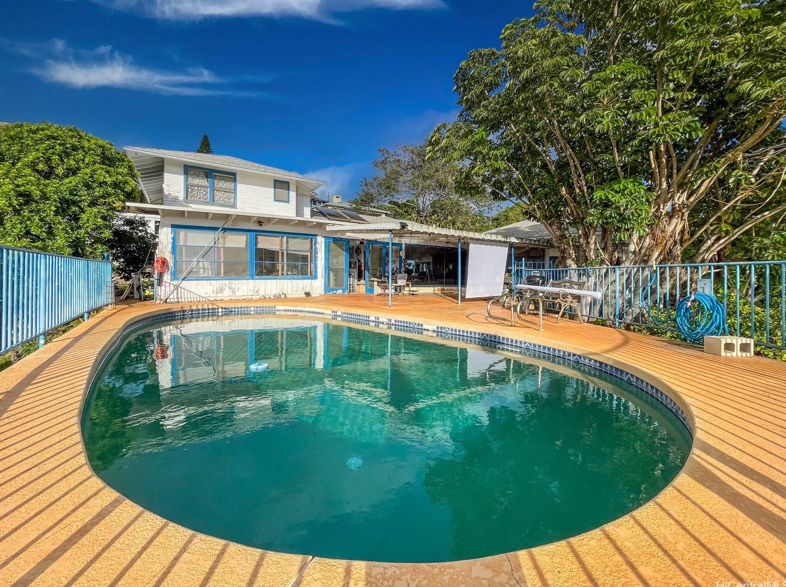 3627 Kawelolani Pl, Honolulu HI  96816-3304 exterior