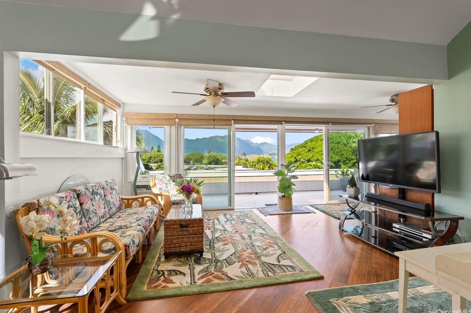 44-1702 Laha St, Kaneohe, HI 96744-2625