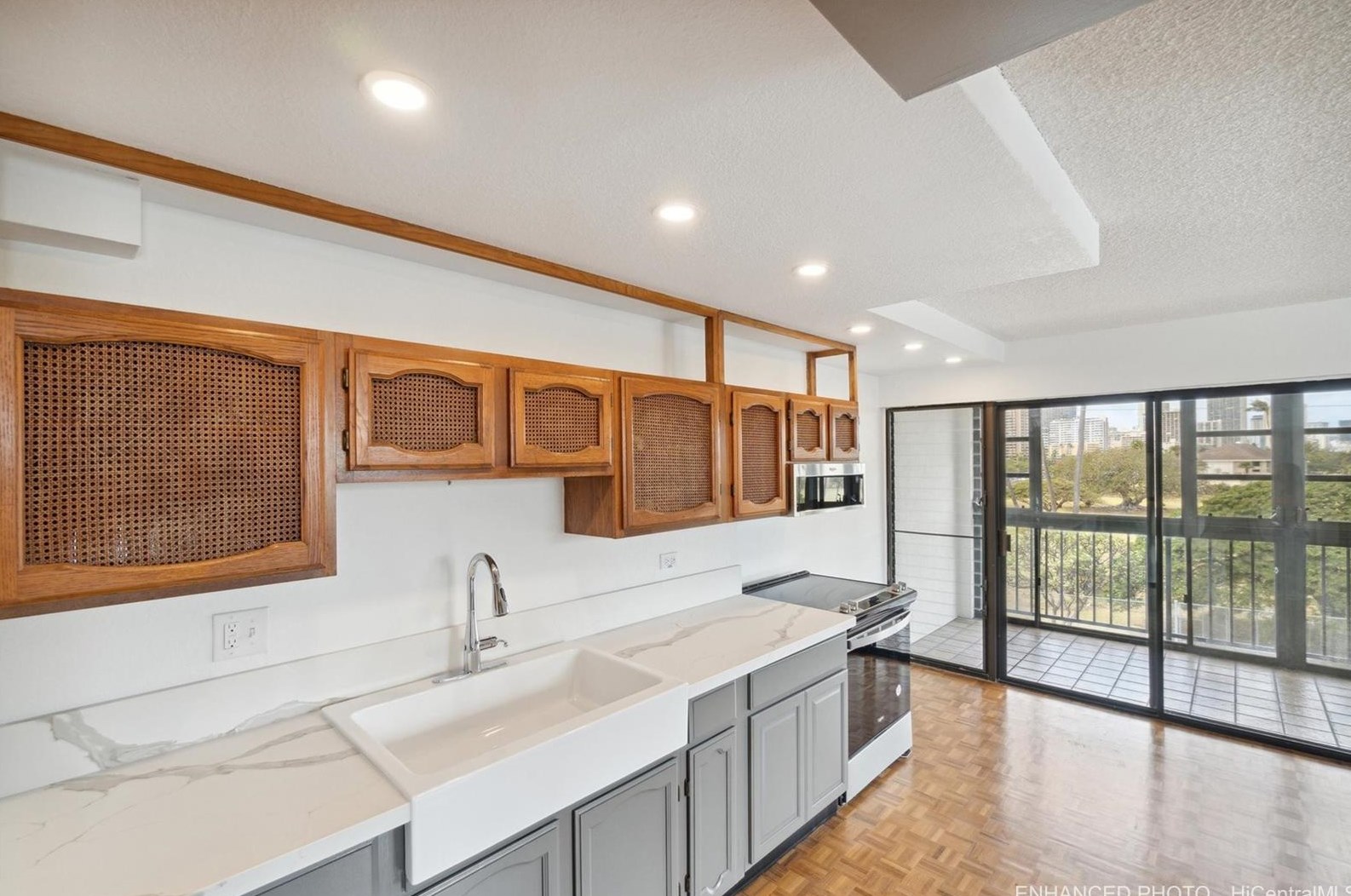 465 Kapahulu Ave #4h, Honolulu, HI 96815