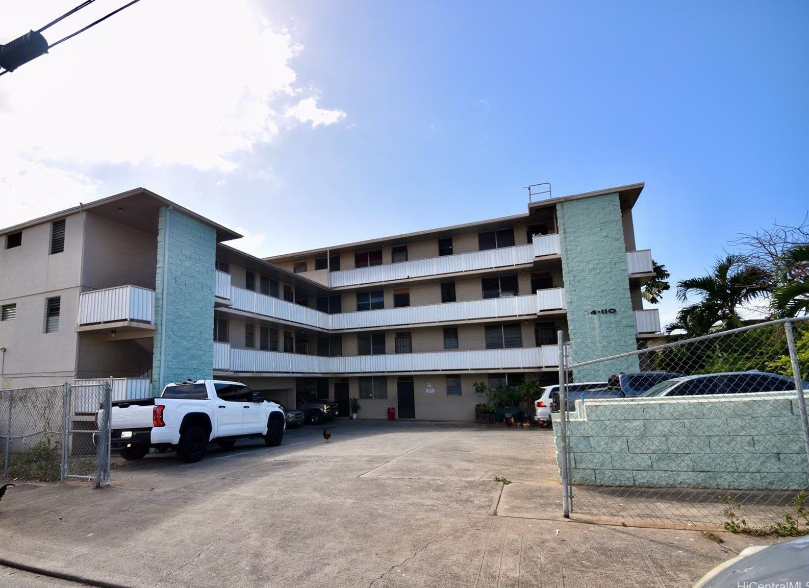 94-110 Pupukahi St, Waipahu, HI 96797-2649
