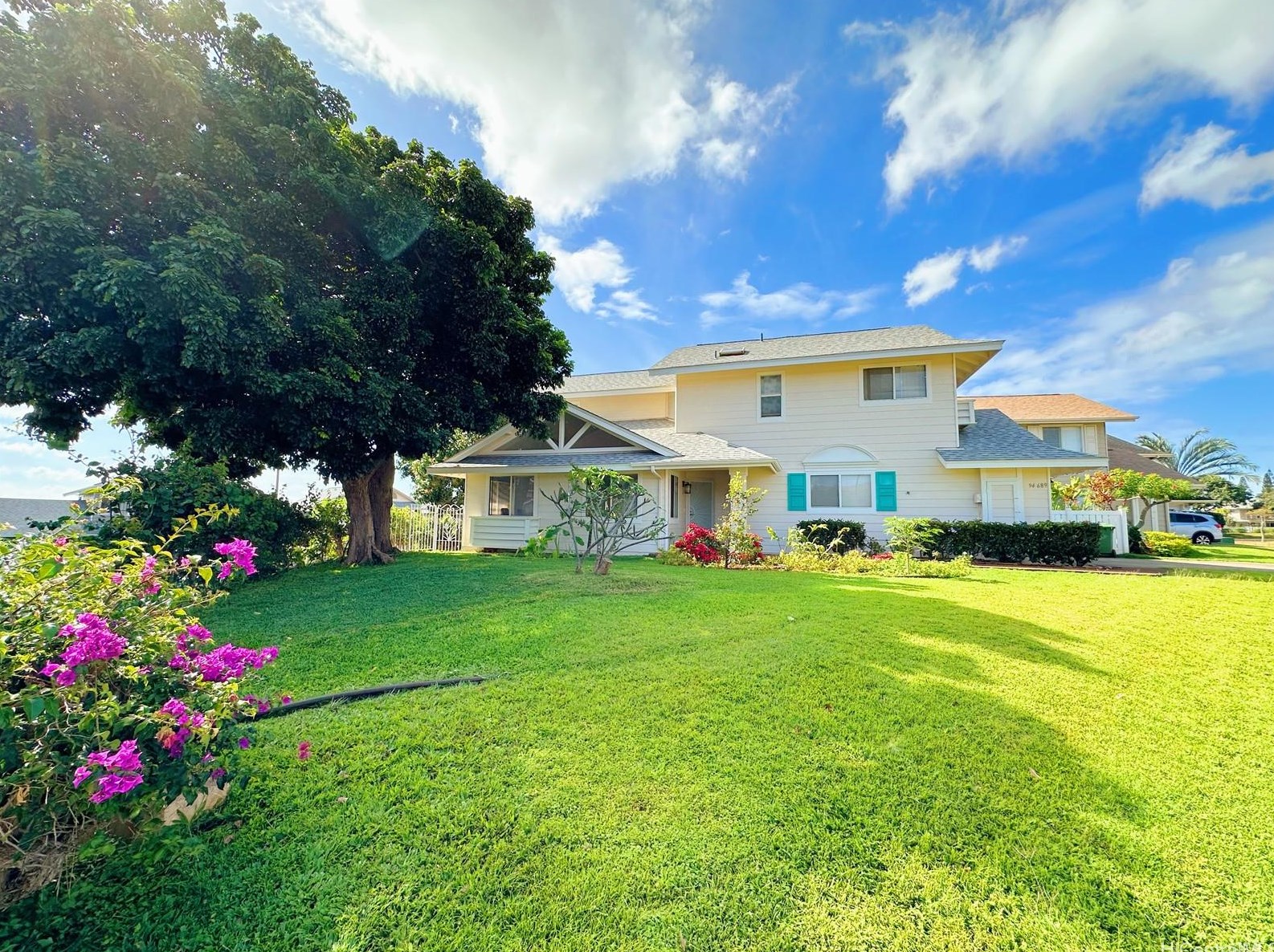 94-689 Lumiaina St, Waipahu, HI 96797